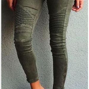 Green moto jeggings